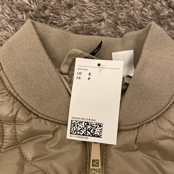 H&M Divided Quilted Puffer Jacket Men’s Size Small NWT - Picture 3 of 3